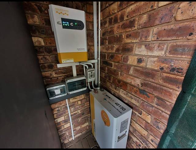 3 BEDROOM TOWNHOUSE FOR SALE IN CLARINA